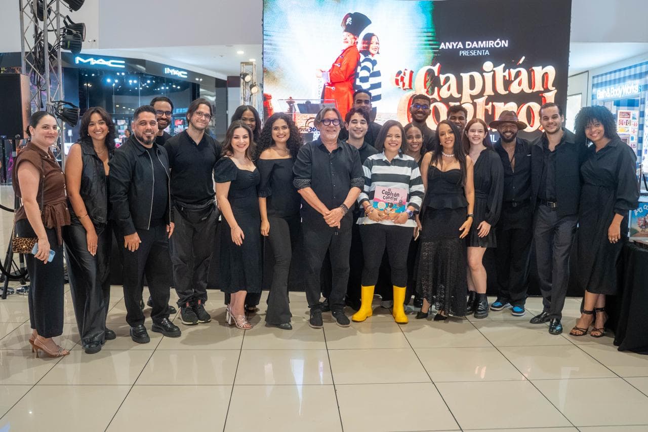 “El Capitán Control” zarpa rumbo al Teatro Nacional